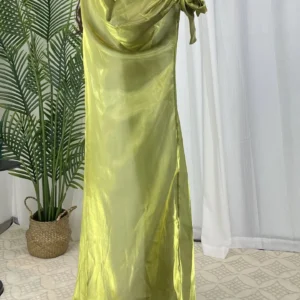 Abaya kimono vert léger et aérien