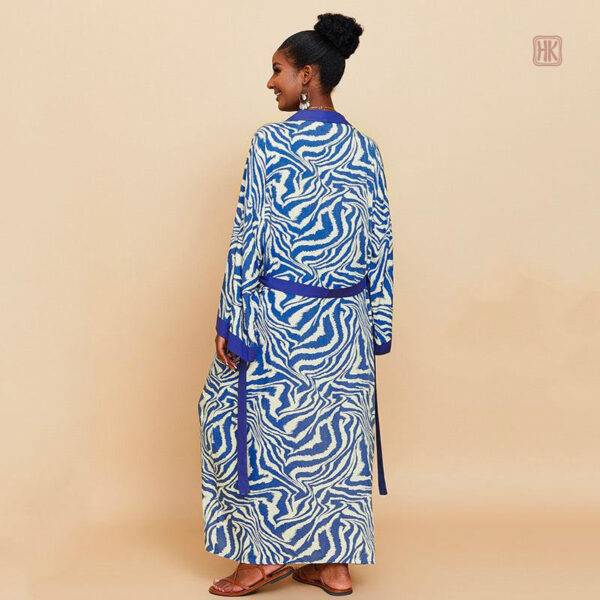 Mode ethnique féminine avec ce kimono