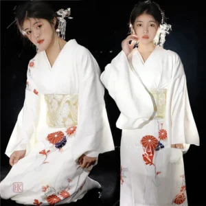 Kimono blanc traditionnel femme
