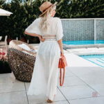 Robe kimono élégante en blanc