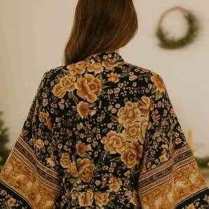 Kimono Bohème Court Élégant en tissu léger et fluide