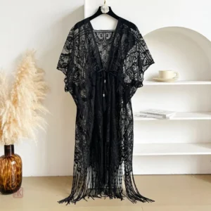 Robe Kimono à motifs floraux et détails en dentelle