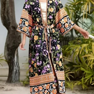 Kimono Bohème Noir Floral pour Femme