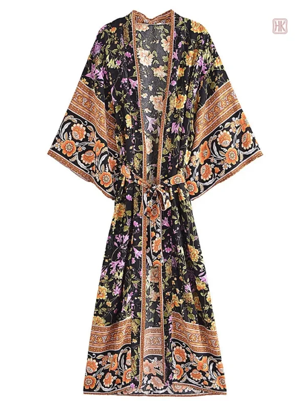 Kimono Floral Noir avec motifs bohèmes