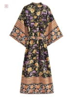 Vêtement féminin : Kimono élégant noir