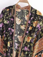Kimono léger avec motifs floraux pour femmes