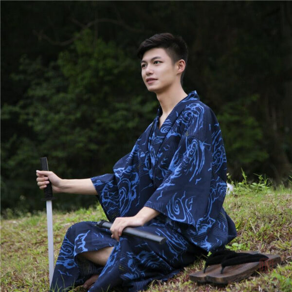 Vêtement léger, kimono bleu pour homme