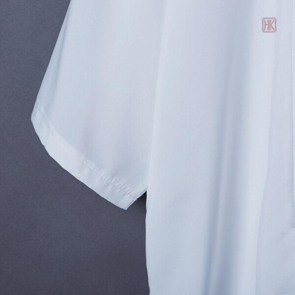 Veste kimono blanche pour occasions spéciales