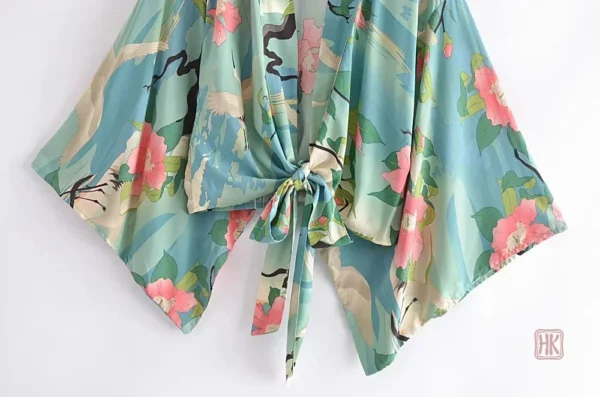Kimono bleu pour une touche bohème élégante