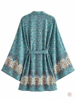 Kimono élégant idéal pour la saison estivale
