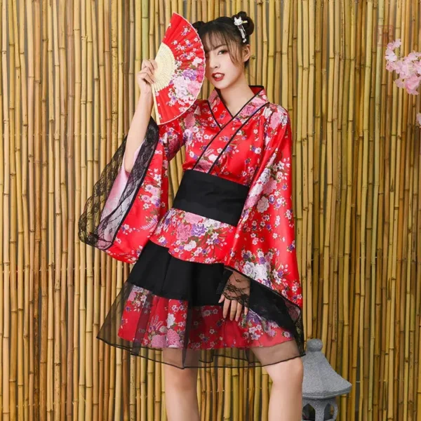 kimono-court-traditionnel-pour-femme-1 Kimono Court Femme Traditionnel élégant et coloré