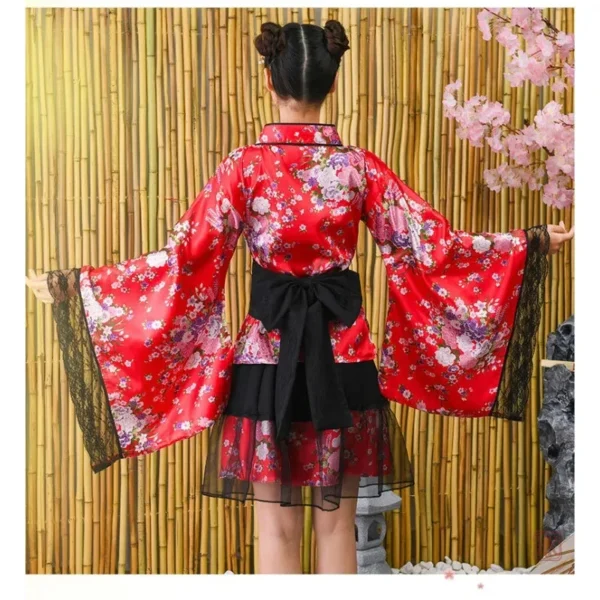 Design moderne avec motifs classiques pour femme