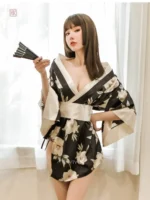 Kimono de nuit élégant et séduisant