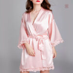 Peignoir kimono rose, style décontracté pour la nuit