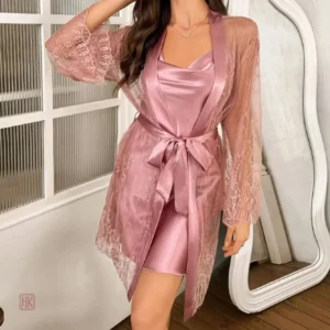Peignoir Kimono en dentelle rose délicate