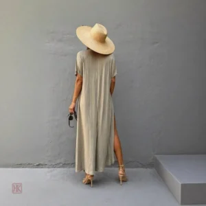 Kimono féminin simple, style épuré et élégant