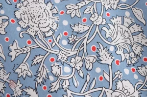 Kimono d'été ample en tissu bleu
