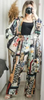 Kimono tendance avec motifs estivaux