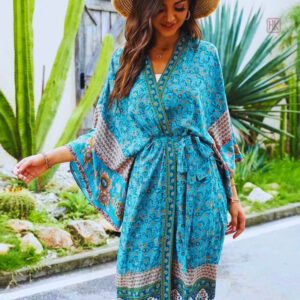 Robe kimono légère, parfaite pour la plage ou les vacances