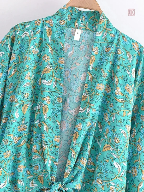 Kimono femme boho, parfait pour les vacances d'été