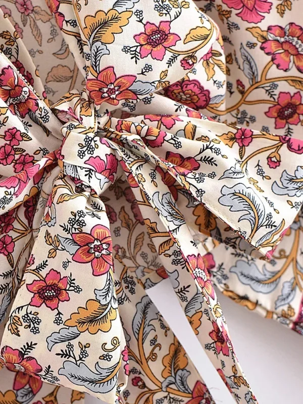 Robe kimono rose tendance et stylée