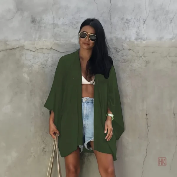 kimono-de-plage-court-vert-militaire-1 Kimono court femme vert militaire pour la plage