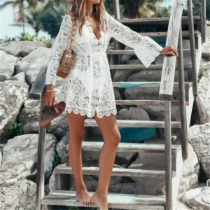 Robe kimono légère idéale pour les journées ensoleillées