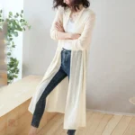 Veste kimono blanche idéale pour l'été