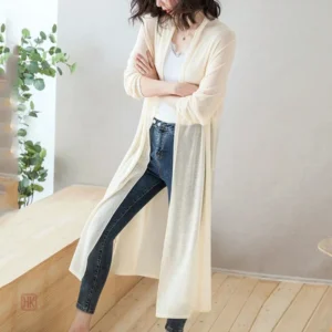 Veste kimono blanche idéale pour l'été