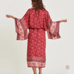Mousseline légère, kimono féminin idéal pour la plage