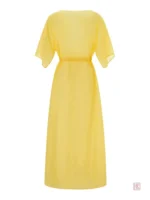 Style décontracté, kimono jaune pour une touche estivale