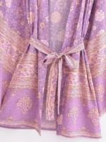 Kimono d'été élégant avec motifs fleuris