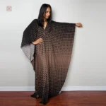 Kimono de plage noir avec motifs graphiques