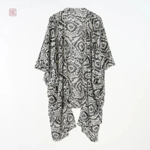 Raffinée, cette veste kimono est idéale pour la plage