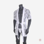 Kimono blanc pour homme, finition délicate