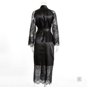 Kimono femme léger et raffiné en dentelle noire