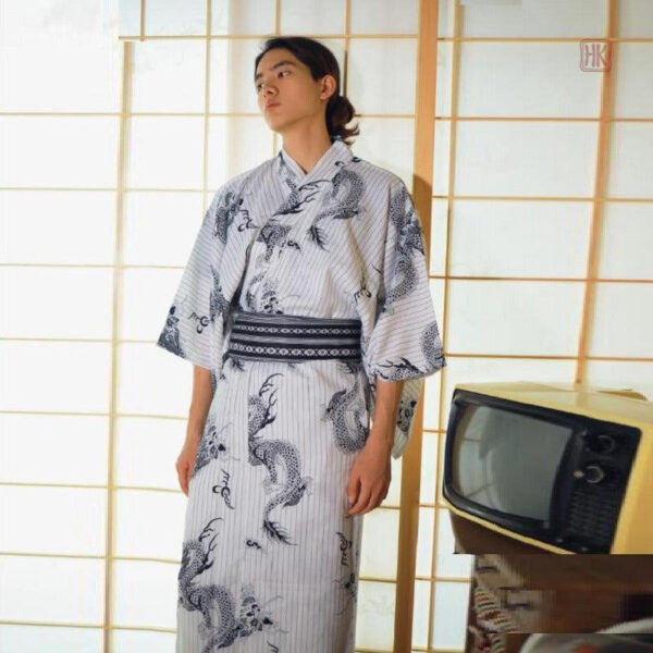 Kimono Homme avec motif dragon pour un look audacieux