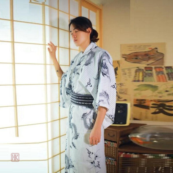 Kimono dragon pour homme, idéal pour des occasions décontractées