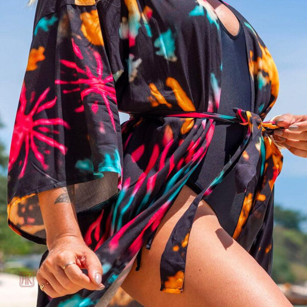 Kimono noir tendance pour les sorties estivales