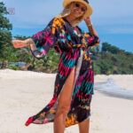 Kimono noir femme pour l'été