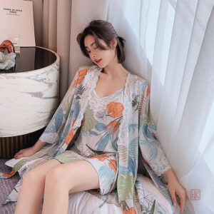 Kimono floral japonais, style traditionnel