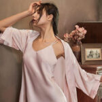 Kimono femme en tissu respirant pour le sommeil