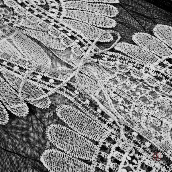 Kimono léger fleuri pour une touche d'élégance