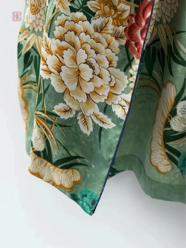 Robe kimono avec coupe moderne