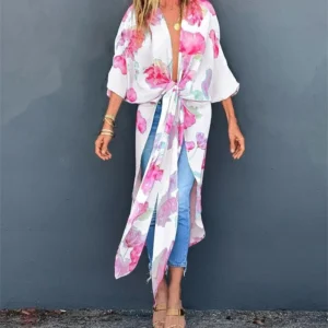 Kimono fleuri rose pour femme