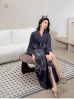 Kimono floral noir pour femme, style élégant et tendance
