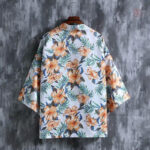 Kimono homme avec imprimé floral pour une touche originale