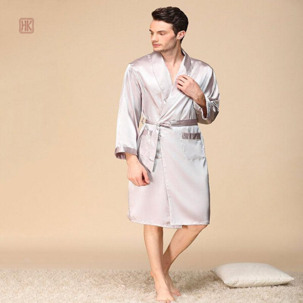 Peignoir kimono pour homme en blanc classique