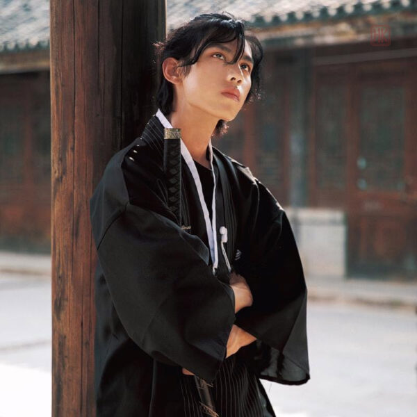 Kimono noir pour homme style samouraï