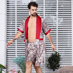 Vêtement d'intérieur homme, design original et élégant